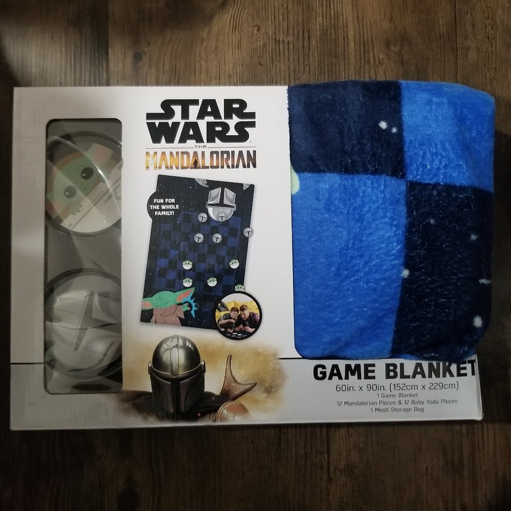 Star Wars The Mandalorian Fleece Game Blanket (60" × 90")